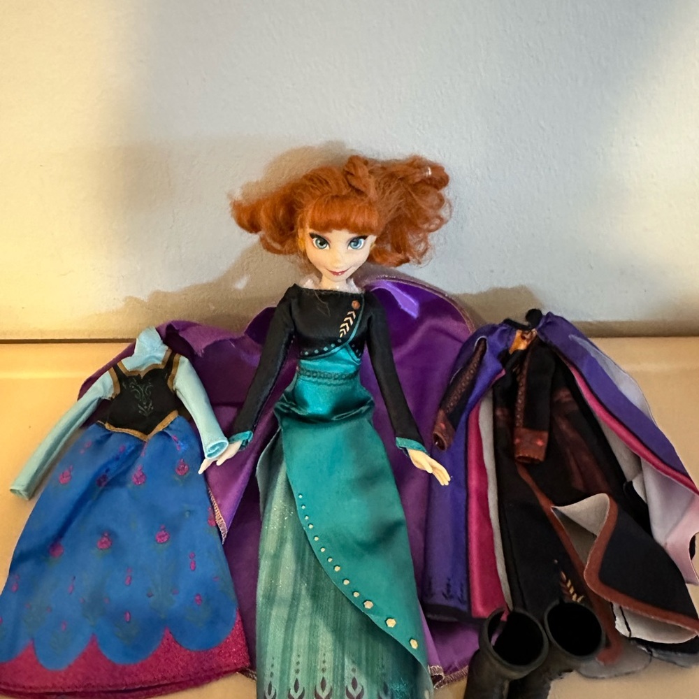 Disney’s Frozen Princess Ana Doll with 3 Outfits